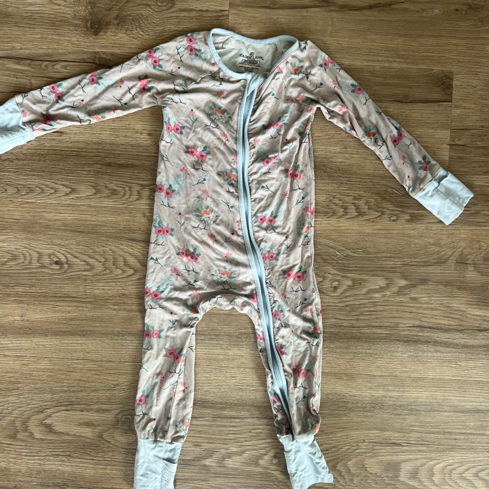 Caden Lane sleeper - size 12-18 months